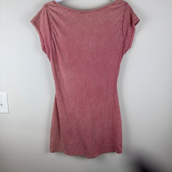 REVIEW - Picture 7 of 9